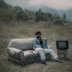 صوت عربي شاب