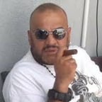 مصطفى الحجي يعني