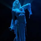 Voz Conversacional Amigable