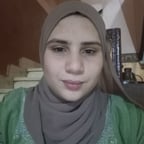 صوت أنثوي شاب عربي