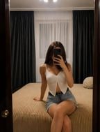 Нежный женский голос