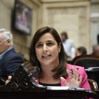 voz de locutor antiguo