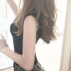 صوت أنثوي عربي