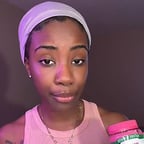 （王）脚指黑女