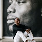 Narrateur Français Clair