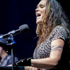BETH HART