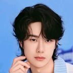 Wang Yibo 
