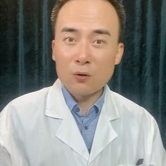 电灯泡白大褂男医生