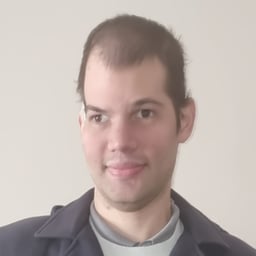 Voz Masculina Amigable