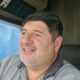 homem criativo jumentinho