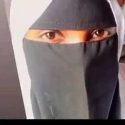 نبرة عربية ودودة