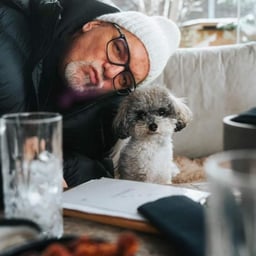 Lebhafter Entertainer