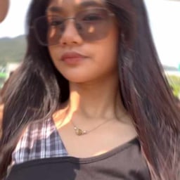 Lively Filipino Speaker