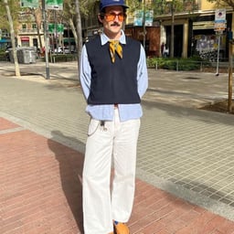 Voix de Présentateur Dynamique