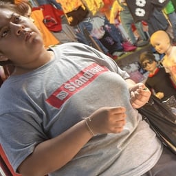 Voz Conversacional Clara