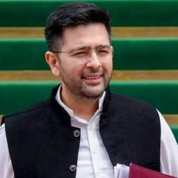 हिंदी समाचार वाचक