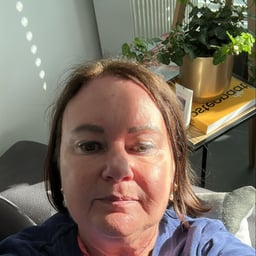 Romantic Storyteller