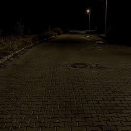 صوت حزين ودافئ