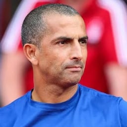 Voix d'Entraîneur Confiant