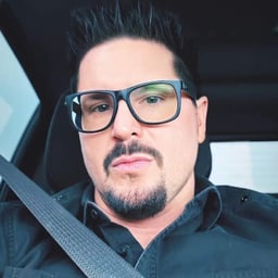 Zak bagans 
