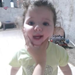 Dynamic Arabic Commentator