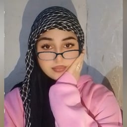 وقالو الشعر عن ليلى 