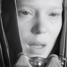 Hluboký Klidný Hlas