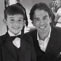 Energetic Male Narrator