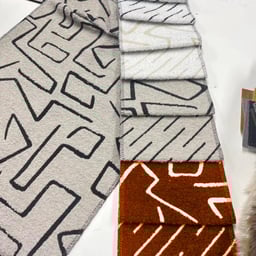 صوت أنثوي هادئ