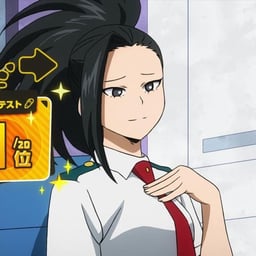 Momo Yaoyorozu (Japonesa)