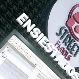 VOZ FEMENINA EVANGELINA 