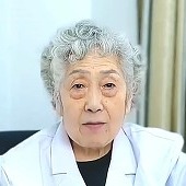 卷毛老太太重眼袋柳叶眉