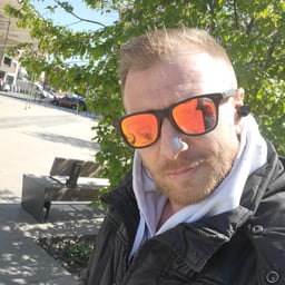 Measured European Narrator