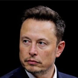 Engaging Male Speaker