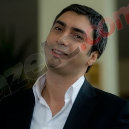 مراد علمدار 