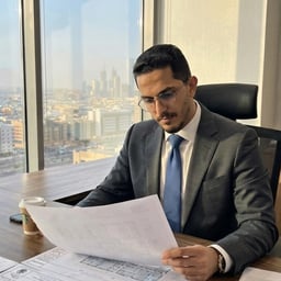 المتحدث المالي الواضح