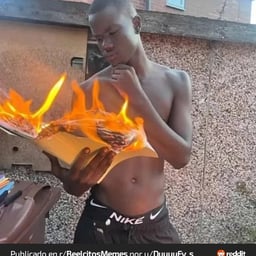 Voz Femenina Conversacional