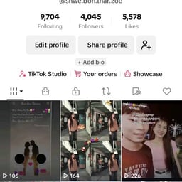 Confident Male Speaker