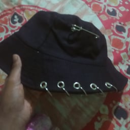 दुखभरी पुरुष आवाज़