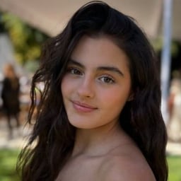 Tania Nicole Chavéz