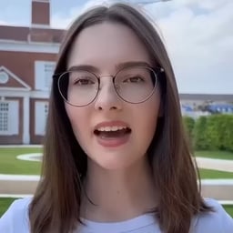 罗马尼亚语当地知性美女02