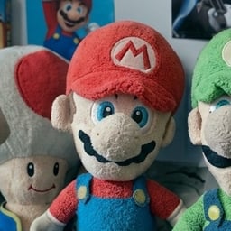 Mario (Super Mario Plush)