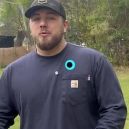 Tech Product Narrator