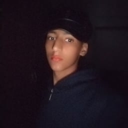 ايهم اللاعب الموهبه في الرومانسيه برشلونه هدف على 