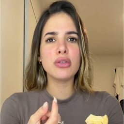 （王）脚趾西班牙女