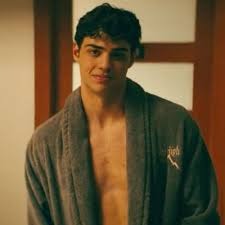 Peter  Kavinsky (To All the Boys I've Loved Before) avatar