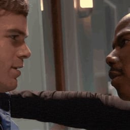 Мужской Голос с Акцентом