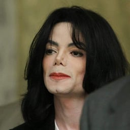 Michael Jackson (2000's Deep Voice)