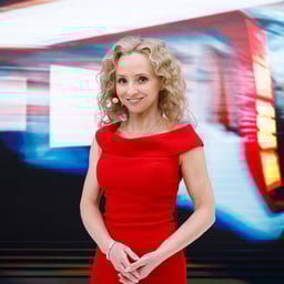 Юлия романова