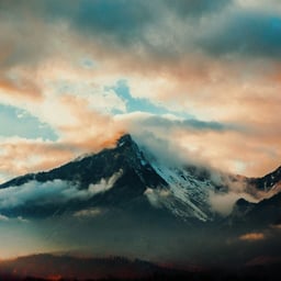 Комментатор